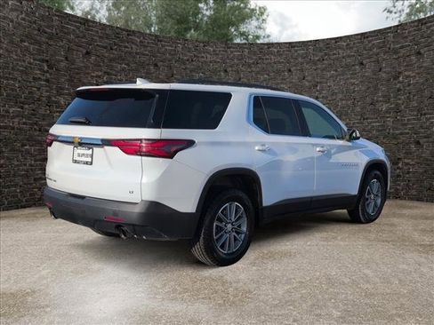 Used 2023 Chevrolet Traverse LT w/ LPO, Floor Liner Package image 8