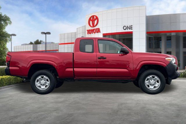 Certified 2022 Toyota Tacoma SR RWD image 3