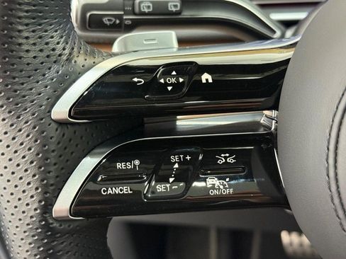 Certified 2024 Mercedes-Benz GLS 450 4MATIC image 15