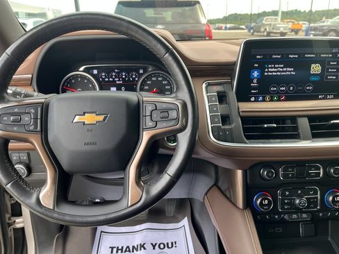 Used 2021 Chevrolet Tahoe High Country AWD/4WD image 15