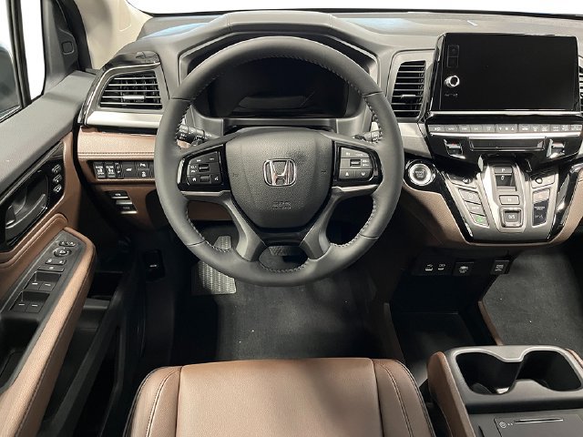 New 2027 Honda Odyssey Touring image 14