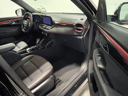 Used 2025 Chevrolet TrailBlazer RS w/ Driver Confidence Package AWD/4WD image 27