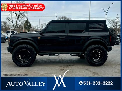 Used 2022 Ford Bronco Badlands w/ Sasquatch Package AWD/4WD image 4