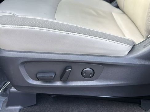 Certified 2023 Nissan Pathfinder SL image 16