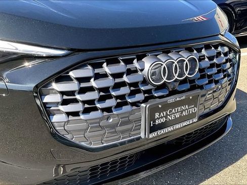 Used 2025 Audi Q5 Premium w/ 19" Wheel Package AWD/4WD image 33