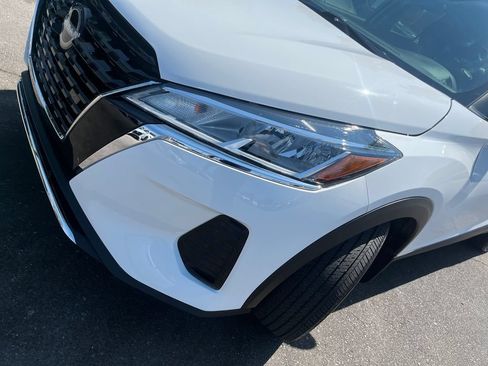 Used 2024 Nissan Kicks S FWD image 34