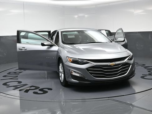 Used 2024 Chevrolet Malibu LT FWD image 24