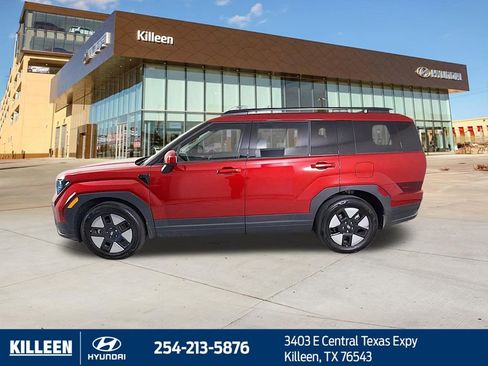 Used 2026 Hyundai Santa Fe SEL FWD image 5