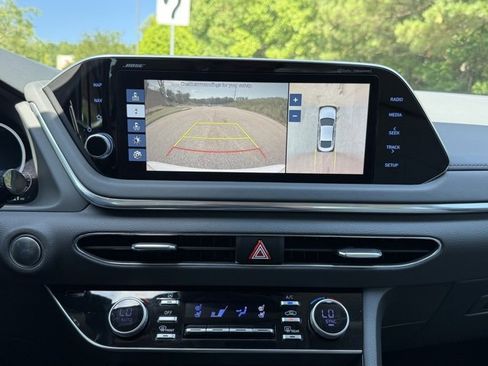 Used 2022 Hyundai Sonata Limited image 17