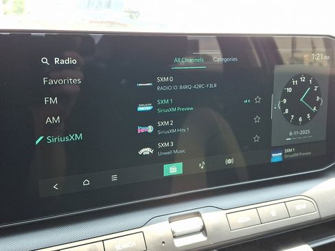 New 2025 Kia K4 LXS image 15