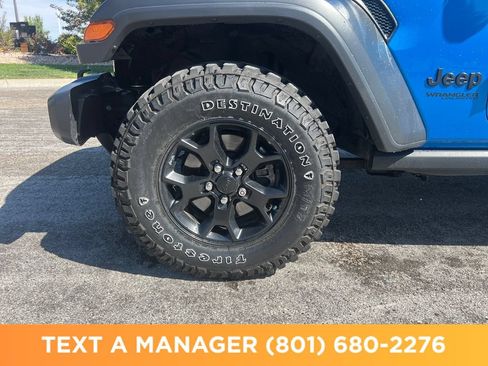 Used 2022 Jeep Wrangler Unlimited Sport AWD/4WD image 9