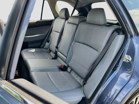 Used 2018 Subaru Outback 2.5i Limited AWD/4WD image 25