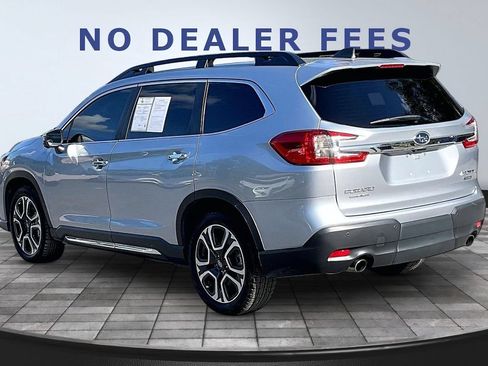 Used 2023 Subaru Ascent Touring AWD/4WD image 4