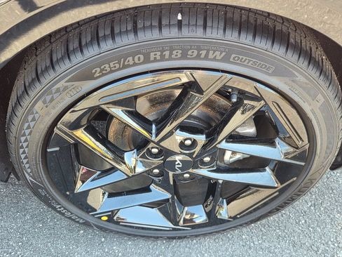 Used 2025 Kia K4 GT-Line Turbo FWD image 10
