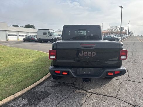 Used 2021 Jeep Gladiator Mojave w/ Trailer Tow Package image 8