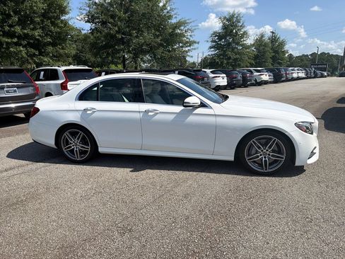Used 2018 Mercedes-Benz E 300 image 8