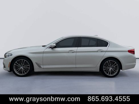 Used 2019 BMW 530i xDrive AWD/4WD image 6