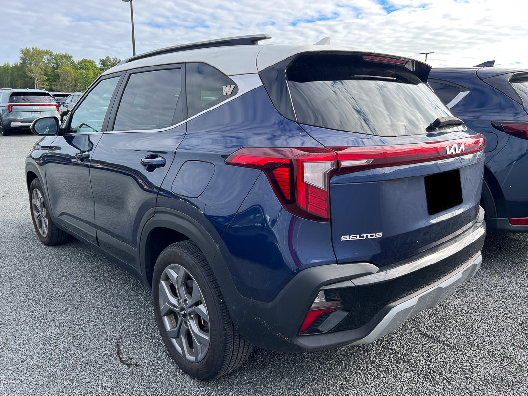 Used 2024 Kia Seltos S AWD/4WD image 4