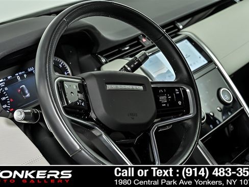 Used 2022 Land Rover Discovery Sport SE R-Dynamic AWD/4WD image 14