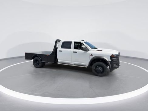 New 2026 RAM 5500 Tradesman AWD/4WD image 2