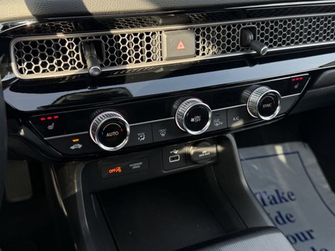 Used 2022 Honda Civic EX image 23