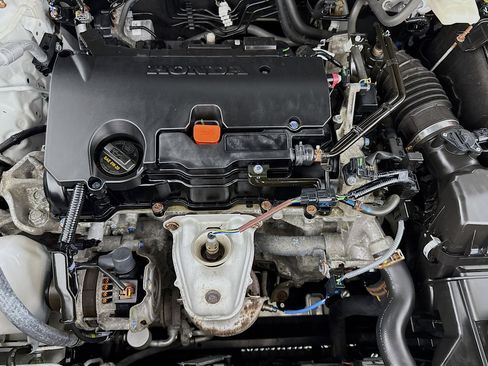 Used 2024 Honda HR-V Sport image 38