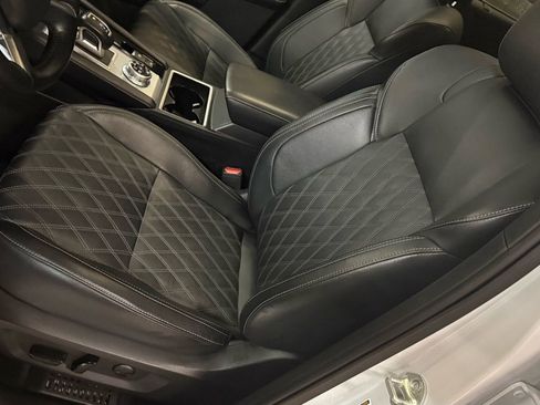 Used 2024 Mitsubishi Outlander SEL image 38