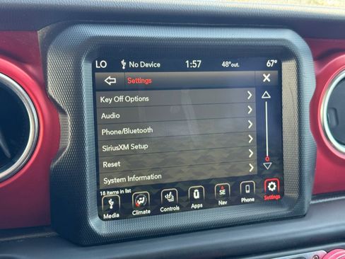 Used 2022 Jeep Wrangler Unlimited Rubicon w/ LED Lighting Group image 69