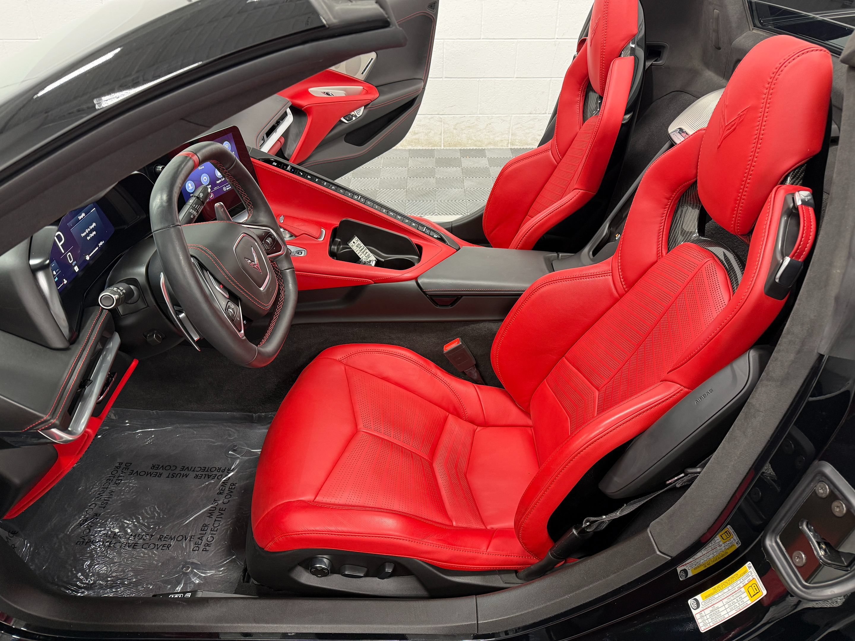 Used 2022 Chevrolet Corvette Stingray Premium Conv w/ Z51 Performance Package RWD image 17