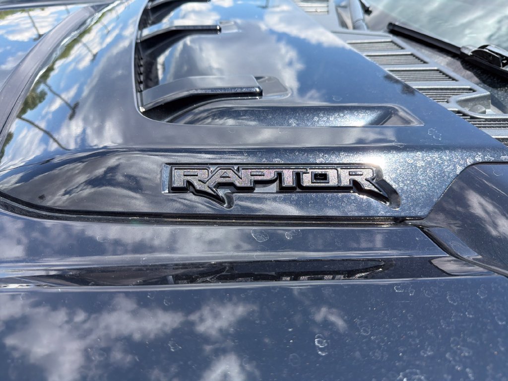 Certified 2023 Ford F150 Raptor w/ Raptor Carbon Fiber Package AWD/4WD image 8