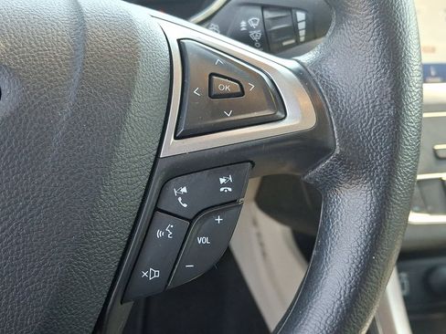 Used 2020 Ford Fusion SE FWD image 22