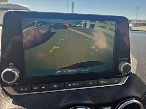 Used 2022 Nissan Sentra SV image 20