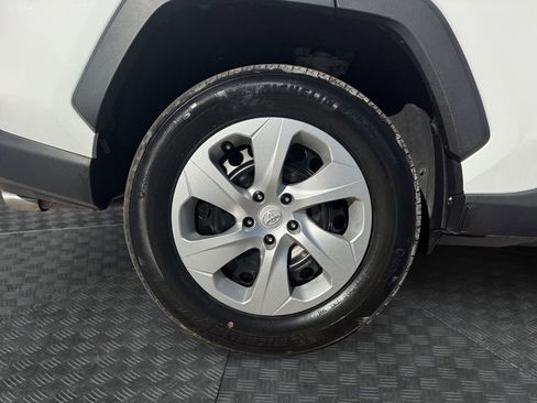 Used 2023 Toyota RAV4 LE image 14