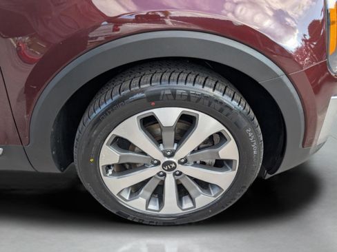 Used 2020 Kia Telluride S w/ S 8 Passenger Seating Package image 29