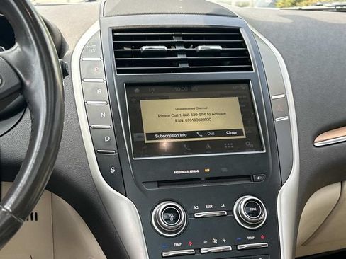 Used 2016 Lincoln MKC Reserve FWD image 17