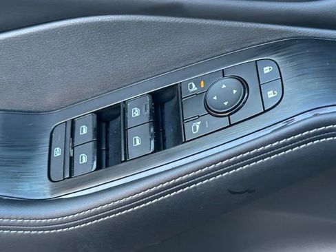 Certified 2023 Nissan Rogue SV w/ SV Premium B Package image 22