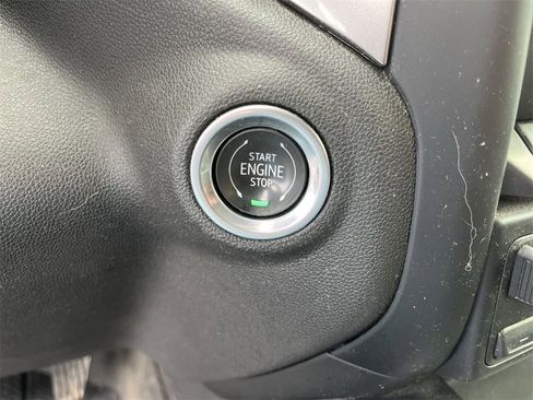 Used 2019 Chevrolet Silverado 1500 RST image 16