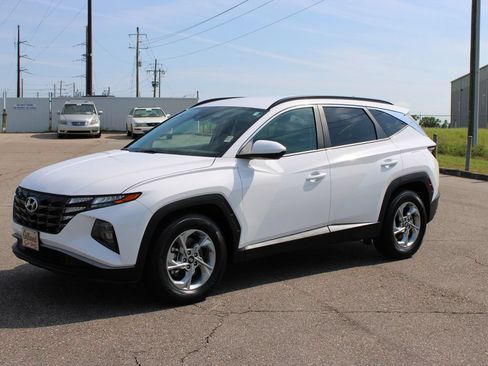 Used 2024 Hyundai Tucson SEL FWD image 2