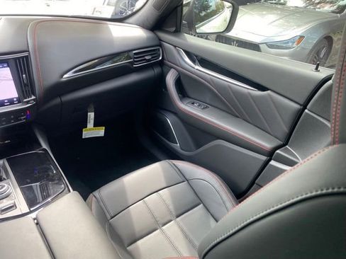 New 2024 Maserati Levante GT Ultima image 45