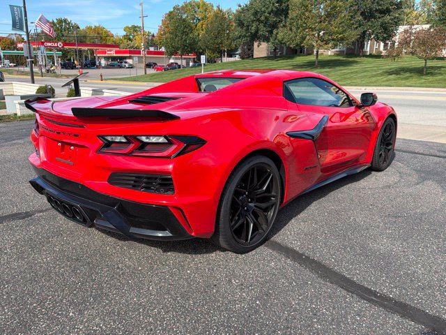 Used 2026 Chevrolet Corvette Z06 RWD image 5