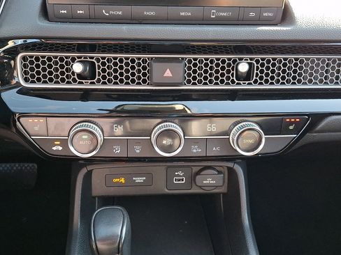 Certified 2023 Honda Civic EX-L image 16