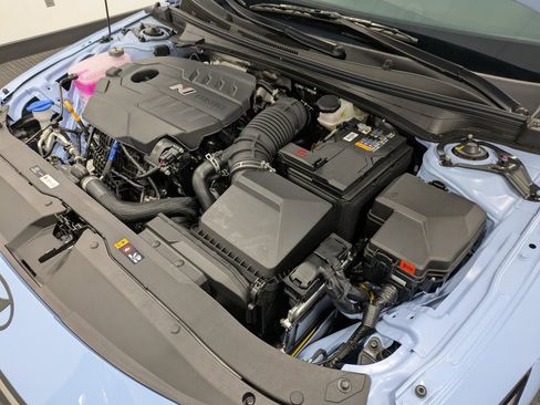 Used 2025 Hyundai Elantra N image 30