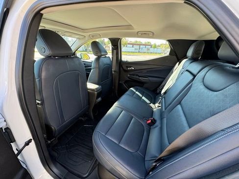 Used 2023 Chevrolet Bolt EUV Premier w/ Sun & Sound Package image 15