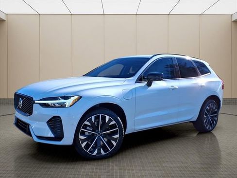 New 2026 Volvo XC60 T8 Ultra w/ Protection Package Premier image 2