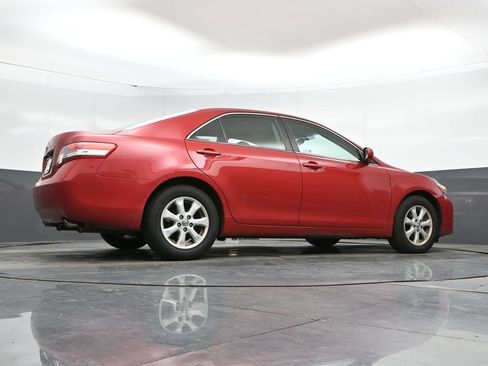 Used 2010 Toyota Camry FWD image 36