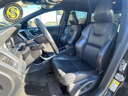 Used 2015 Volvo XC60 T5 Platinum w/ Climate Package image 12