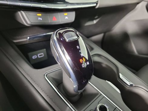 Certified 2024 Cadillac XT4 Premium Luxury AWD/4WD image 30