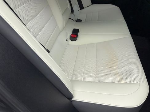 Used 2022 Lexus IS 350 F Sport image 48