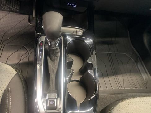 New 2026 Chevrolet Trax LT w/ LT Convenience Package FWD image 23