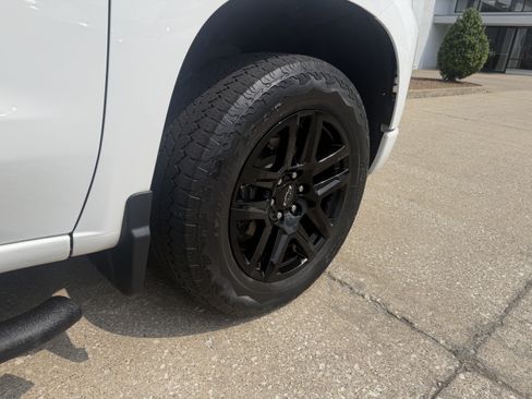 Used 2023 Chevrolet Silverado 1500 Custom w/ LPO, Dark Essentials Package AWD/4WD image 21